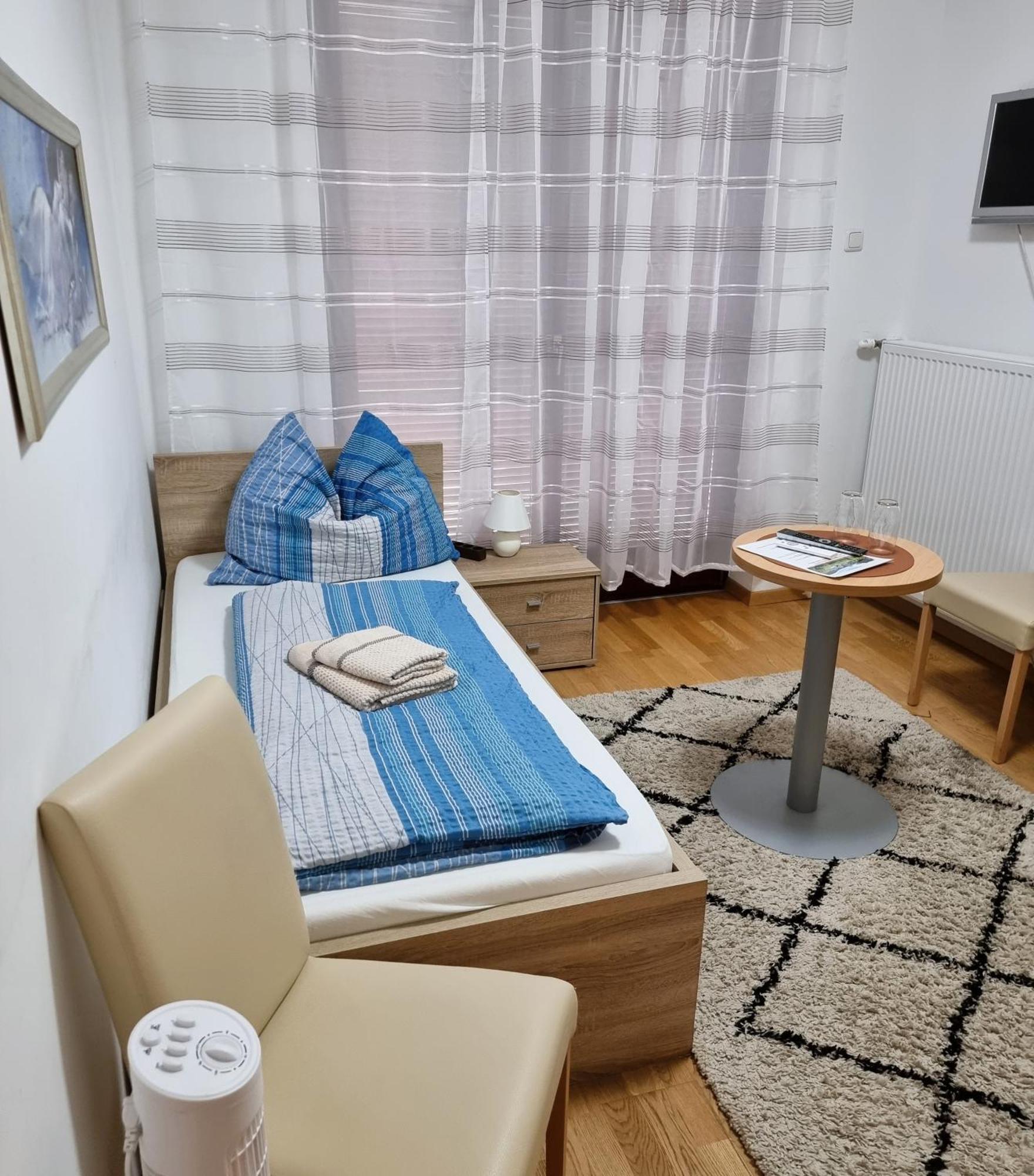 Gaestehaus Rettl Lavamund Room photo